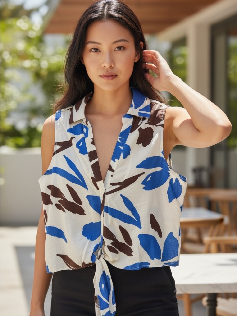 Jules & Leopold Cream Sleeveless Tie-Front Top with Blue and Brown Floral Print